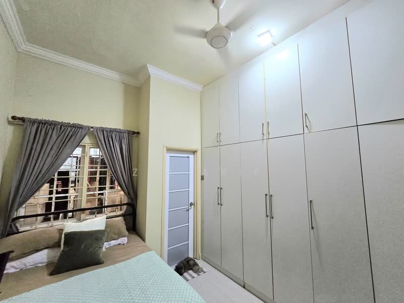 2-storey Terraced House for Sale in Ampang Jaya (Ampang) - Zul Arif - Bedroom - PropertyGuru.com.my