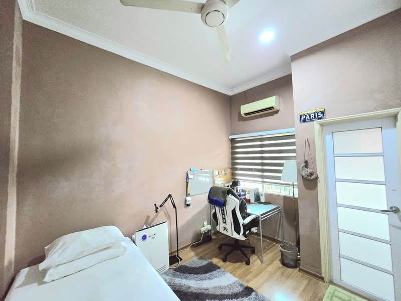 2-storey Terraced House for Sale in Ampang Jaya (Ampang) - Zul Arif - Bedroom - PropertyGuru.com.my
