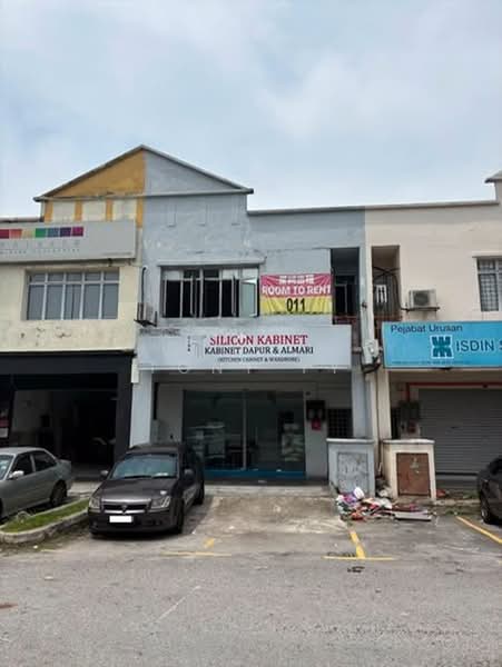 Kedai / Pejabat untuk Dijual di Bandar Putra Permai (Seri Kembangan) - Tony YY - Exterior - PropertyGuru.com.my