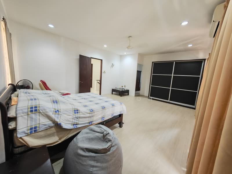 Semi-Detached House for Sale in Bandar Nusaputra (Puchong) - Evan Goh - Bedroom - PropertyGuru.com.my