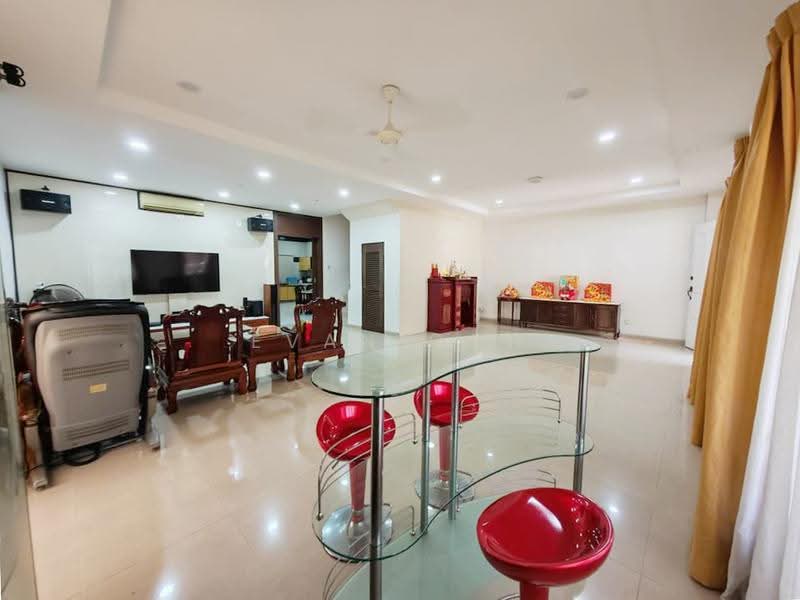 Semi-Detached House for Sale in Bandar Nusaputra (Puchong) - Evan Goh - PropertyGuru.com.my