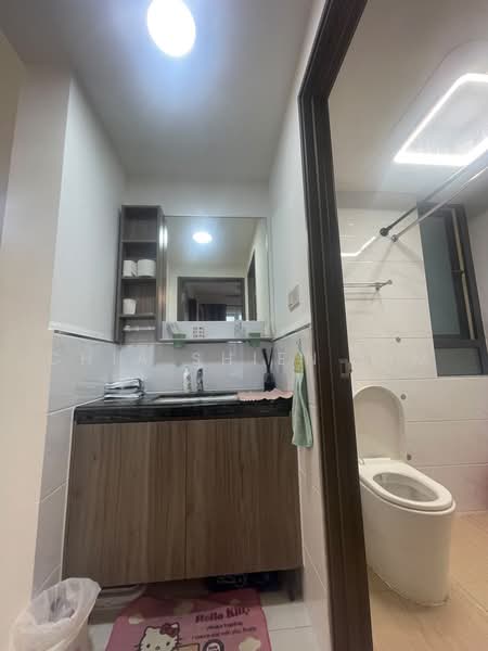 Kediaman Servis untuk Dijual di Country Garden Central Park - Chia Shien Lim - Bathroom - PropertyGuru.com.my