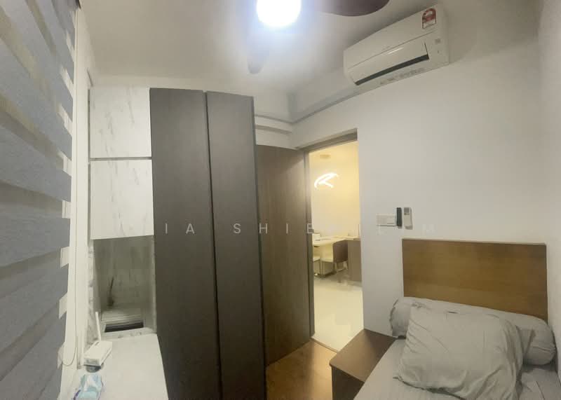 Kediaman Servis untuk Dijual di Country Garden Central Park - Chia Shien Lim - Bedroom - PropertyGuru.com.my