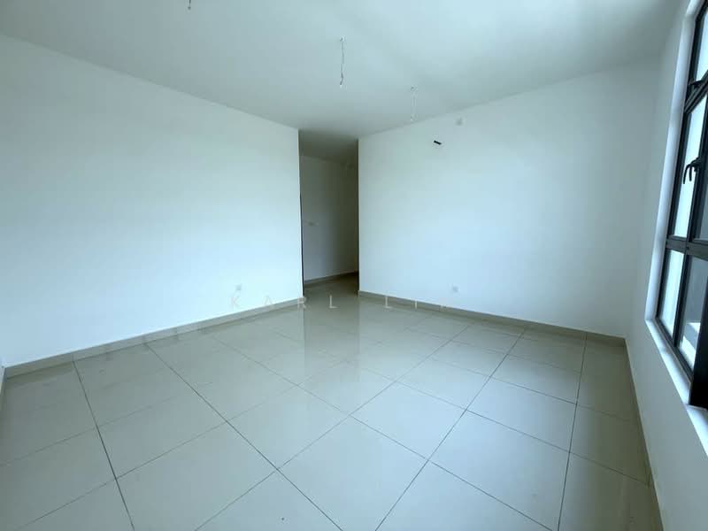 Rumah Kluster untuk Dijual di Taman Mutiara Rini (Skudai) - Karl Lim - Living Room - PropertyGuru.com.my