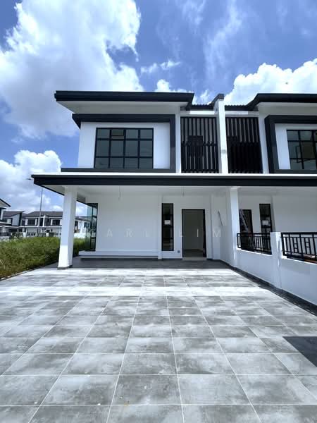 Rumah Kluster untuk Dijual di Taman Mutiara Rini (Skudai) - Karl Lim - Exterior - PropertyGuru.com.my