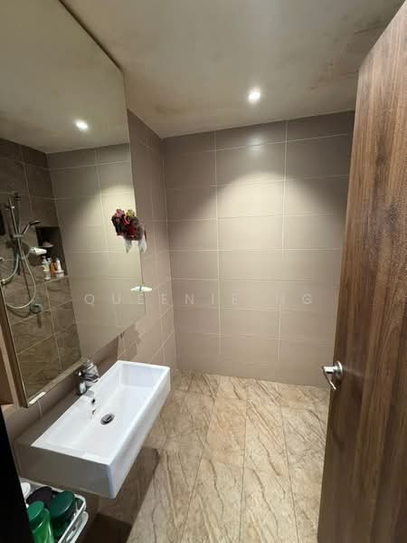Servis Apartment untuk Dijual di Veranda Residence - Queenie Ng - Bathroom - PropertyGuru.com.my