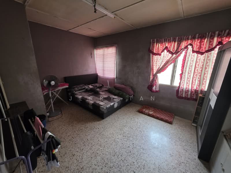 2-storey Terraced House for Sale in Taman Sri Jelok (Kajang) - Jerry Tan - Bedroom - PropertyGuru.com.my