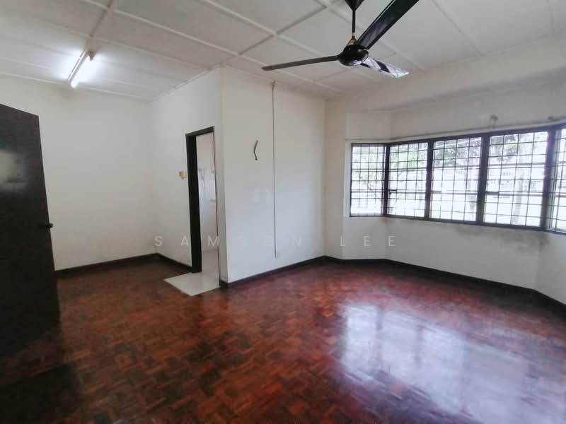 2-storey Terraced House for Sale in Taman Sri Hijau (Rawang) - Samson Lee - Living Room - PropertyGuru.com.my