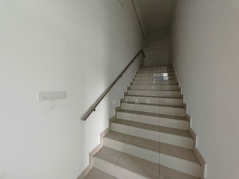 Factory for Sale in Taman Desa Cemerlang (Ulu Tiram) - Yu Xuan - Staircase - PropertyGuru.com.my