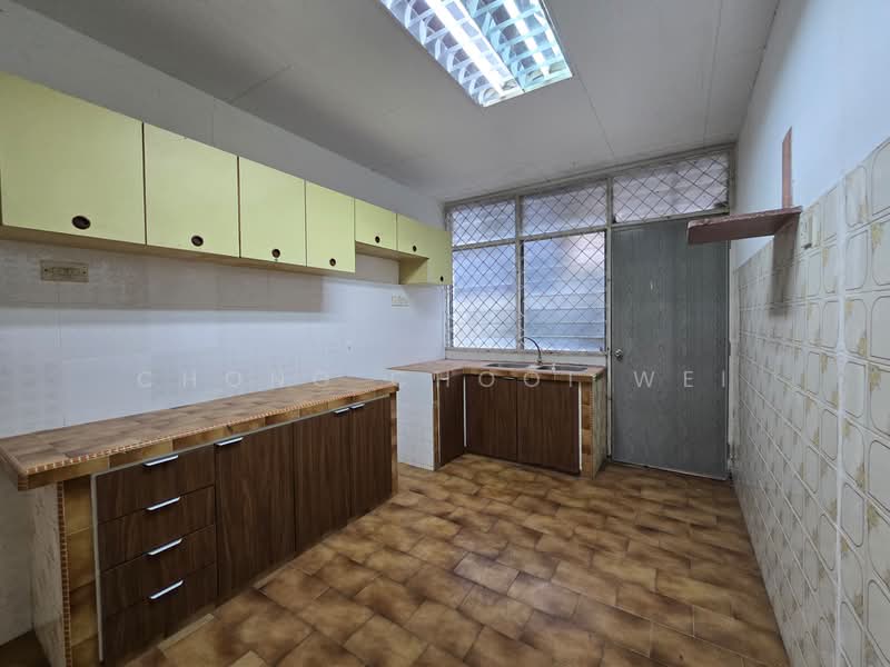 Semi-Detached House for Sale in Tanjung Bungah (Penang) - Chong Chooi Wei - Kitchen - PropertyGuru.com.my