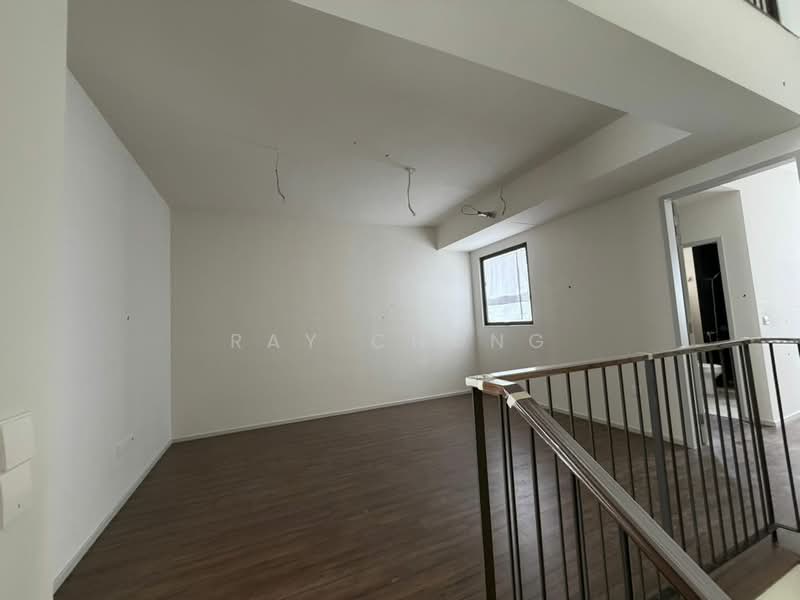 3-storey Terraced House for Sale in Taman Bukit Serdang (Seri Kembangan) - Ray Chong - Interior - PropertyGuru.com.my