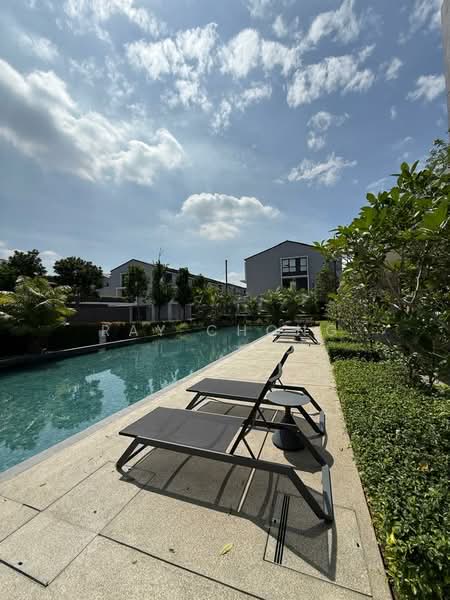 3-storey Terraced House for Sale in Taman Bukit Serdang (Seri Kembangan) - Ray Chong - Exterior - PropertyGuru.com.my