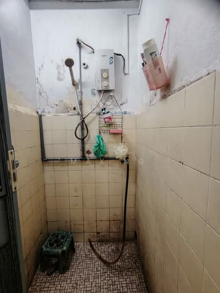 Rumah Teres 2-Tingkat untuk Dijual di George Town (Penang) - Max Ng - Bathroom - PropertyGuru.com.my