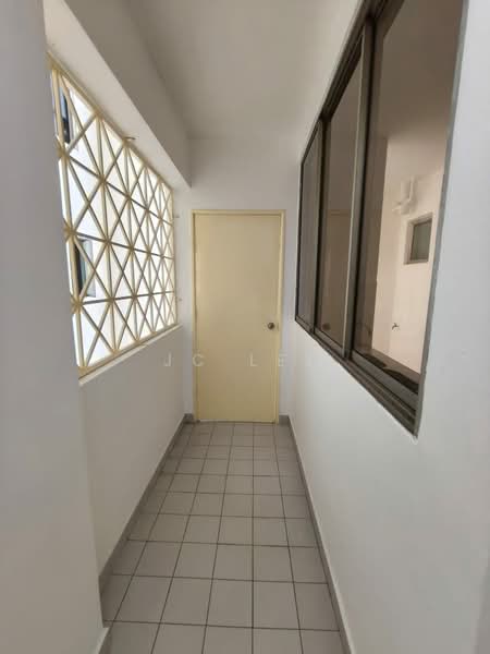 Condominium for Sale at Kelana D'Putera - Jc Lee - Corridor - PropertyGuru.com.my