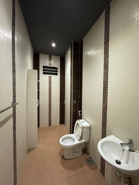 1-storey Terraced House for Rent in Johor Bahru (Johor) - Joanna Tai - Bathroom - PropertyGuru.com.my