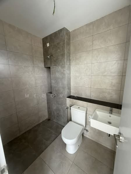 2-storey Terraced House for Sale in Amverton Hills (Sungai Buloh) - Meoon Khor - Bathroom - PropertyGuru.com.my