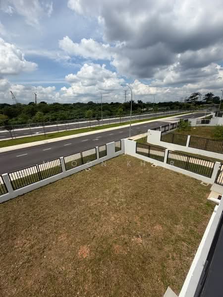 2-storey Terraced House for Sale in Amverton Hills (Sungai Buloh) - Meoon Khor - Exterior - PropertyGuru.com.my