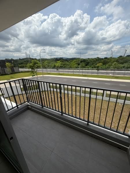 2-storey Terraced House for Sale in Amverton Hills (Sungai Buloh) - Meoon Khor - Balcony - PropertyGuru.com.my