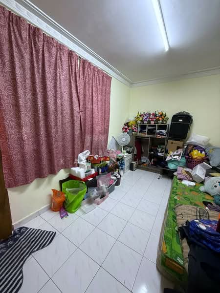 Rumah Teres 2-Tingkat untuk Dijual di Taman Pelangi (Johor Bahru) - Karl Lim - Bedroom - PropertyGuru.com.my