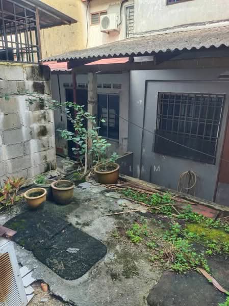 Rumah Teres 2-Tingkat untuk Dijual di Taman Pelangi (Johor Bahru) - Karl Lim - Exterior - PropertyGuru.com.my