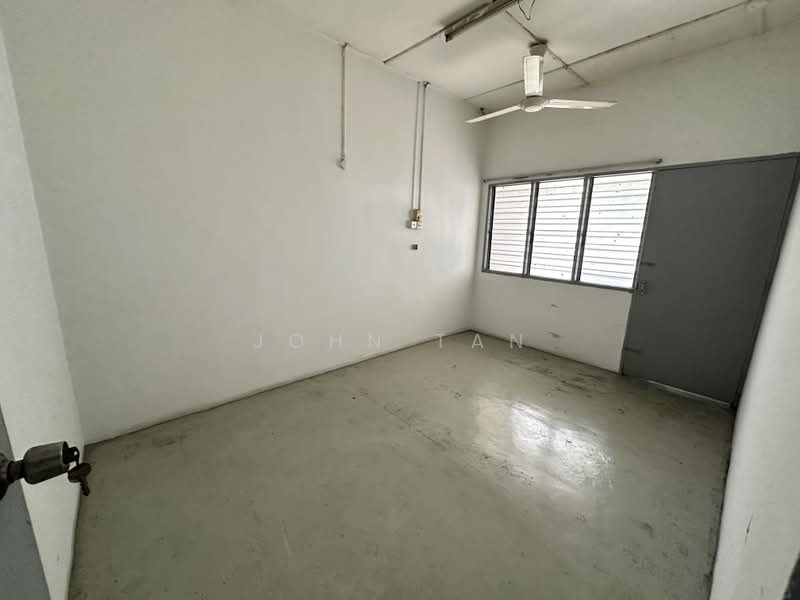 Kedai / Pejabat untuk Dijual di Taman Lian Hoe (Kuchai Lama) - John Tan - Interior - PropertyGuru.com.my
