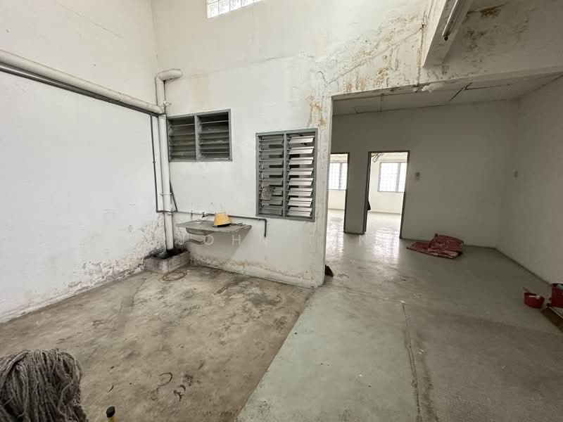 Kedai / Pejabat untuk Dijual di Taman Lian Hoe (Kuchai Lama) - John Tan - Interior - PropertyGuru.com.my