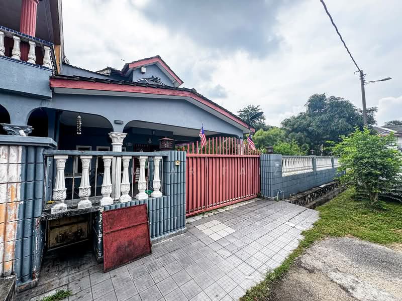 Rumah Teres 2 Tingkat untuk Dijual di Bandar Country Homes (Rawang) - Amzar Faiz - PropertyGuru.com.my