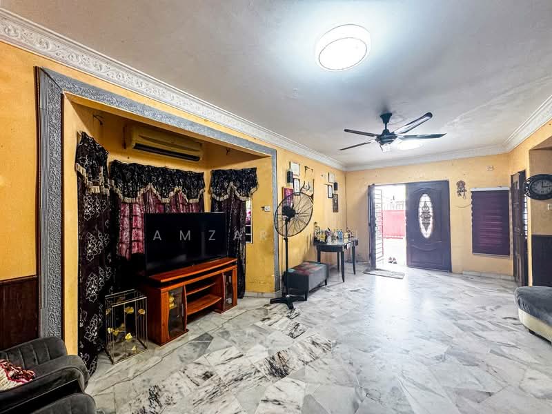 Rumah Teres 2 Tingkat untuk Dijual di Bandar Country Homes (Rawang) - Amzar Faiz - PropertyGuru.com.my
