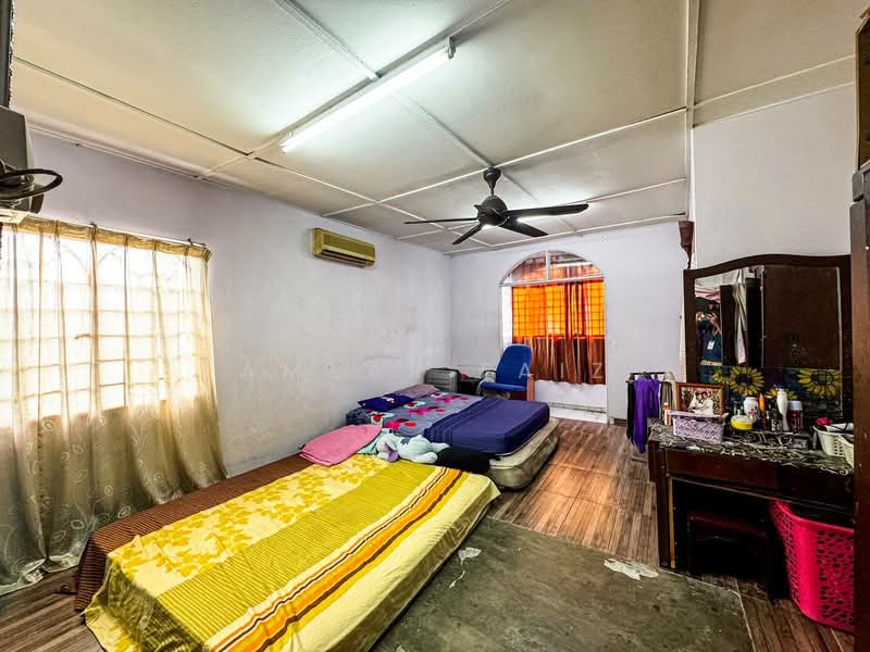 Rumah Teres 2 Tingkat untuk Dijual di Bandar Country Homes (Rawang) - Amzar Faiz - PropertyGuru.com.my