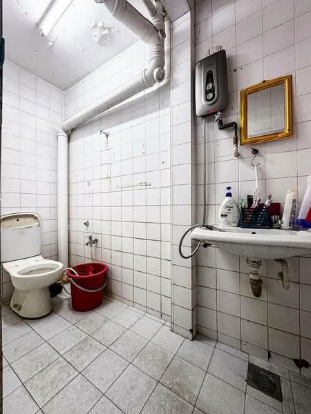 Rumah Teres 2 Tingkat untuk Dijual di Bandar Country Homes (Rawang) - Amzar Faiz - PropertyGuru.com.my