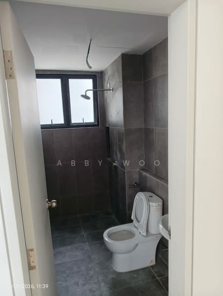 Servis Apartment untuk Disewa di D'Sini Residences - Abby Woo - Bathroom - PropertyGuru.com.my