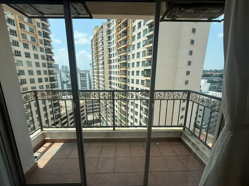 Servis Apartment untuk Disewa di Kuchai Avenue - Boon Peng - Balcony - PropertyGuru.com.my