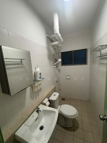 Pangsapuri untuk Dijual di Suria Permai - Edmund Goh - Bathroom - PropertyGuru.com.my