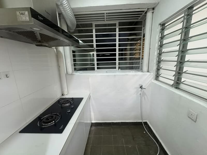 Pangsapuri untuk Dijual di Suria Permai - Edmund Goh - Kitchen - PropertyGuru.com.my