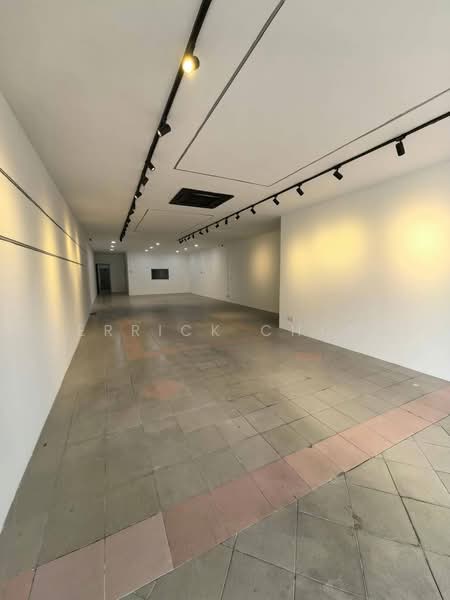 Shop for Sale in Ipoh (Perak) - Derrick Chung - Interior - PropertyGuru.com.my