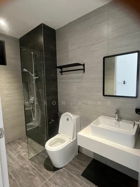 Servis Apartment untuk Disewa di Trion @ KL - Aaron Wong - Bathroom - PropertyGuru.com.my