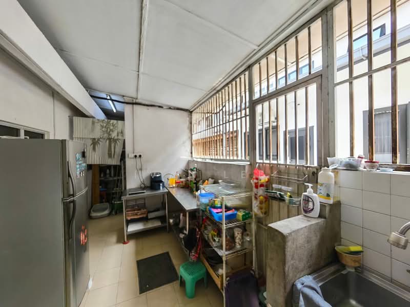 Rumah Teres 2 Tingkat untuk Dijual di SS2 (Petaling Jaya) - Ivan Lee - Kitchen - PropertyGuru.com.my