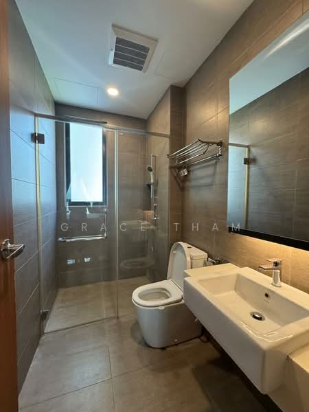 Servis Apartment untuk Disewa di Citizen @ Old Klang Road - Grace Tham - Bathroom - PropertyGuru.com.my
