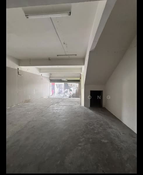 Shop for Rent in Denai Alam (Shah Alam) - Tony Leong - Interior - PropertyGuru.com.my