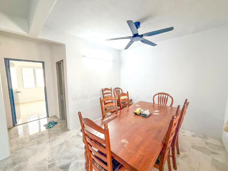 Rumah Teres 2-Tingkat untuk Dijual di Taman Minang (Cheras) - Luqman Ramli - Dining Room - PropertyGuru.com.my