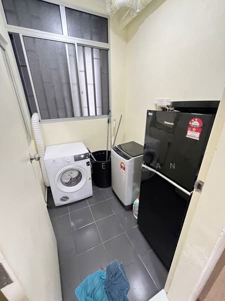 Condominium for Rent at D'Nuri Residence @ Desa Petaling - Chloe Chan - Interior - PropertyGuru.com.my