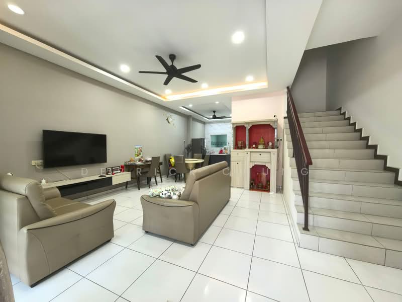 2-storey Terraced House for Sale in Ipoh (Perak) - Derrick Chung - Living Room - PropertyGuru.com.my
