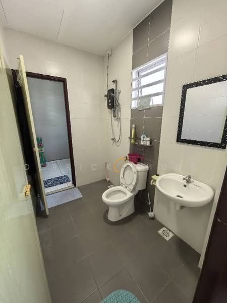2-storey Terraced House for Sale in Ipoh (Perak) - Derrick Chung - Bathroom - PropertyGuru.com.my