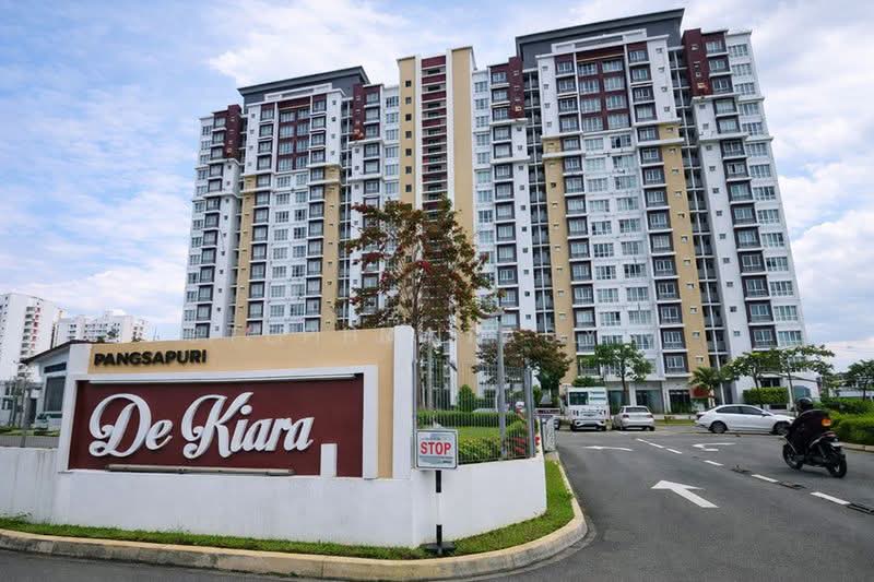 Pangsapuri untuk Dijual di De Kiara - Stephanie Lim - Exterior - PropertyGuru.com.my