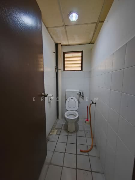 Kedai untuk Disewa di Bandar Mahkota Cheras (Cheras) - Eric Liew - Bathroom - PropertyGuru.com.my