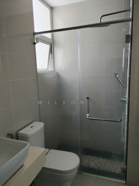 Service Residence for Rent at Skypod Residence - Wilson . - Bathroom - PropertyGuru.com.my