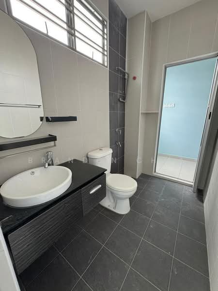 2-storey Terraced House for Sale in Austin Crest (Johor Bahru) - Brandon Chua - Bathroom - PropertyGuru.com.my