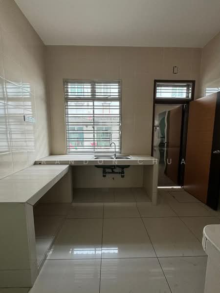 2-storey Terraced House for Sale in Austin Crest (Johor Bahru) - Brandon Chua - Kitchen - PropertyGuru.com.my