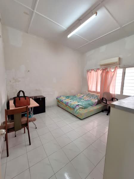 Rumah Teres 1 Tingkat untuk Dijual di Seksyen 14 (Petaling Jaya) - Lily Siow - Bedroom - PropertyGuru.com.my