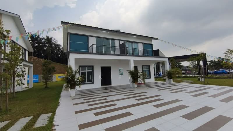 2-storey Terraced House for Sale in Taman Seri Paya Rumput (Paya Rumput) - Khin Fai . - PropertyGuru.com.my